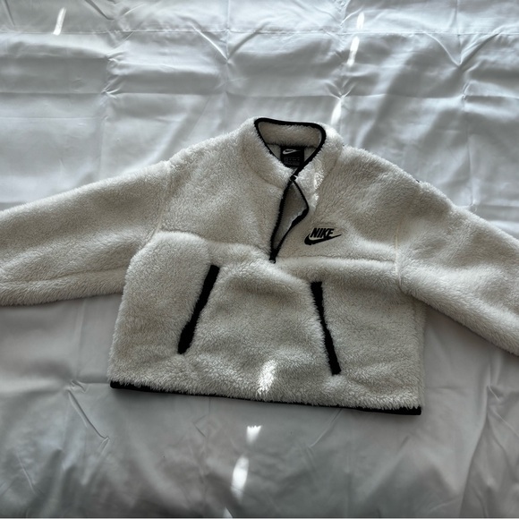 Nike Womens NSW 1/4-Zip Sherpa Fleece Crop Top - Picture 4 of 8